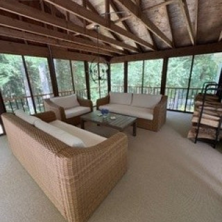 374 Photo 24
